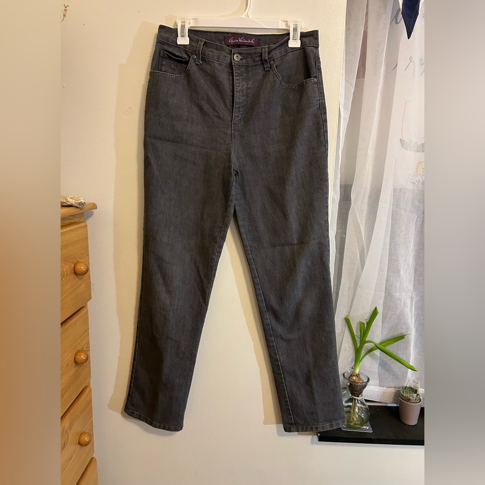 Grey, Gloria Vanderbilt Amanda Jean, Size 8